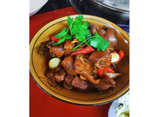 巴渝烤全羊美食