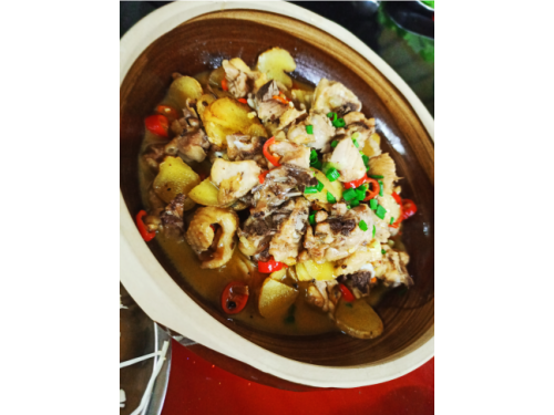 巴渝烤全羊美食