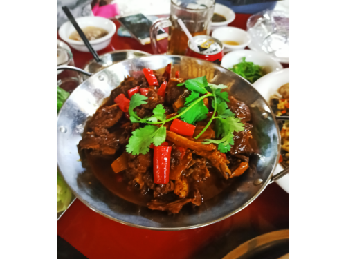 巴渝烤全羊美食